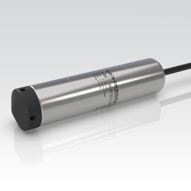Submersible probe LMK 382H with protective cap